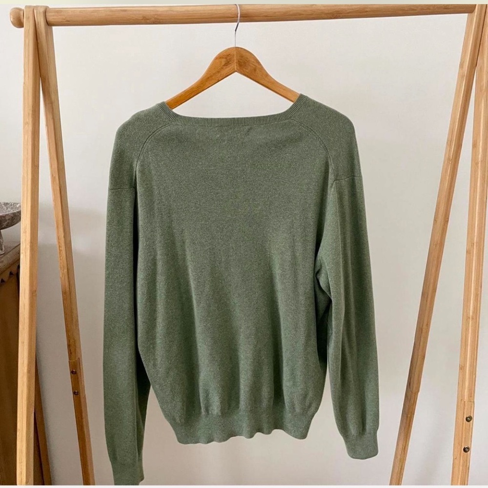 Ralph Lauren Women's Olive V-Neck Sweater - Picture 4 of 4